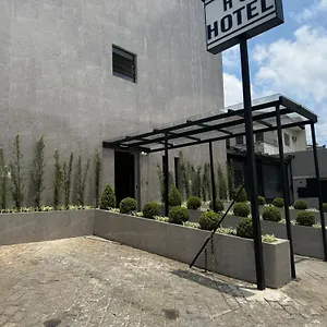 Hotel Hs ***