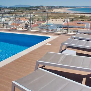 Albergue Topcity & 